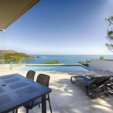 Myfenolleda B - Preciosa Casa En Grifeu Con Piscina Compartida Y Parking - Es-228-126 Llanca