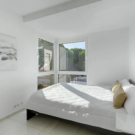 Holiday home Myfenolleda B - Preciosa Casa En Grifeu Con Piscina Compartida Y Parking - Es-228-126